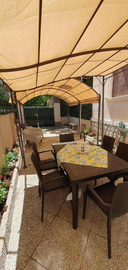 הוילה פלרמו Villino Sirene Mondello מראה חיצוני תמונה